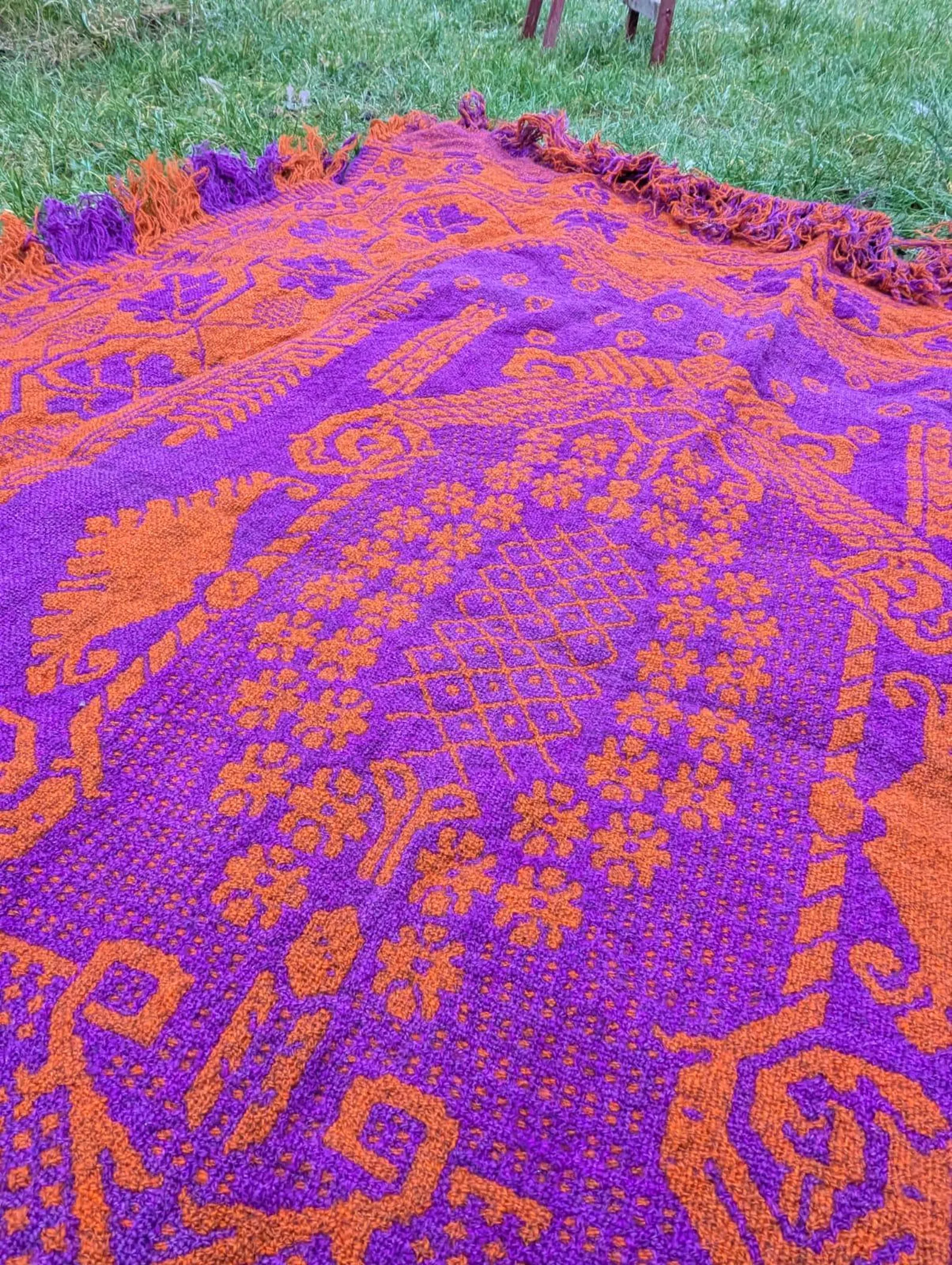 1970 | Polish Handmade Fringed Handwoven wool tapestry Rug / Blanket / Carpet Bedcover Lavender Reel Slavic Art Hippie Antique Boho Purple