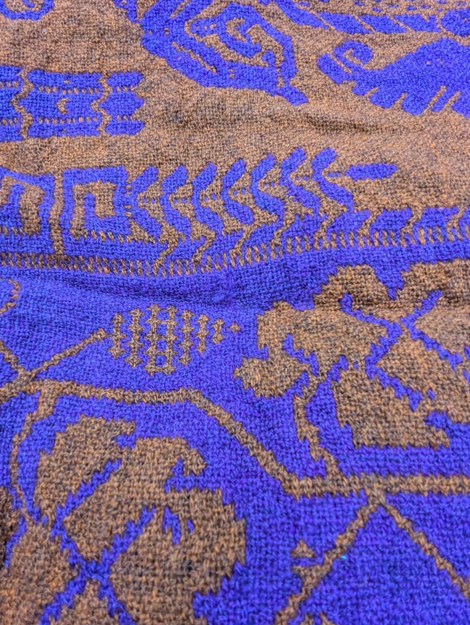 1970 | Polish Handmade Fringed Handwoven wool tapestry Rug / Blanket / Carpet Bedcover Lavender Reel Slavic Art Hippie Antique Boho Purple - Image 2